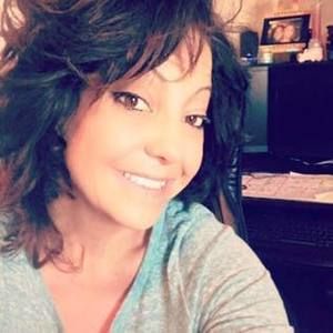 Meet your Posher, Alicia