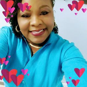 Meet your Posher, Denise