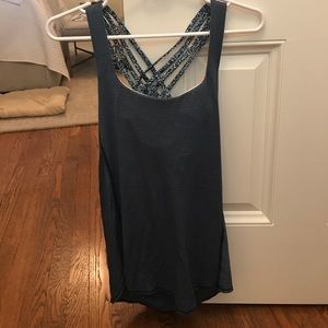 Lululemon workout top