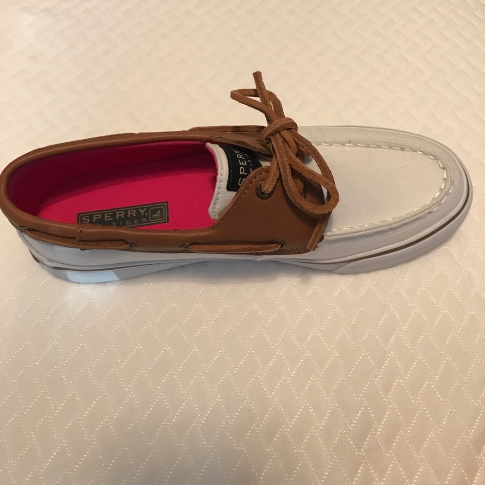 Bahama ivory and cognac women's Sperrys.
