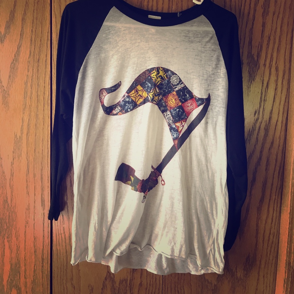 Obey baseball tee