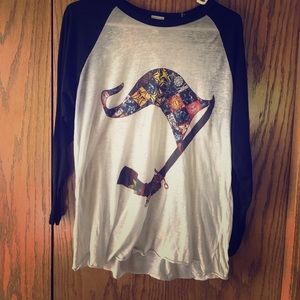 Obey baseball tee