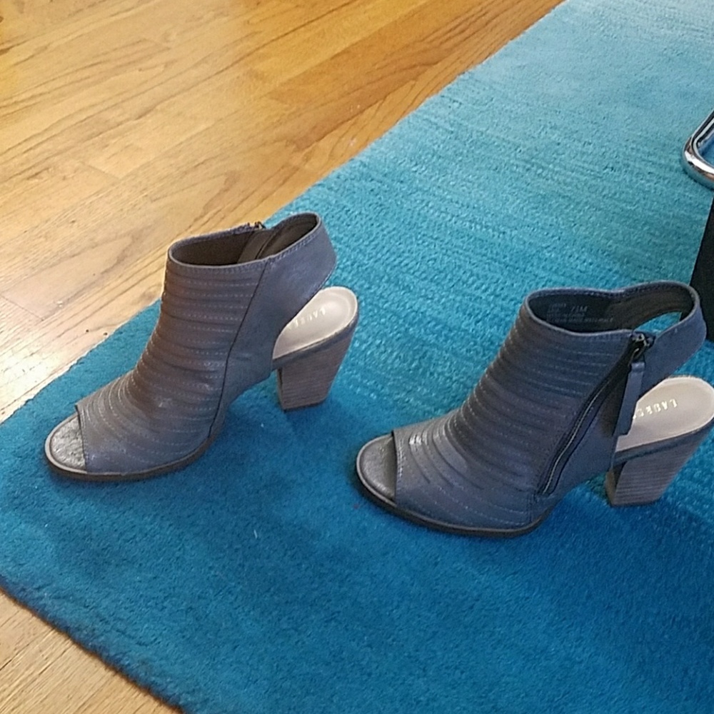 Super cute pewter sandals with side zippers