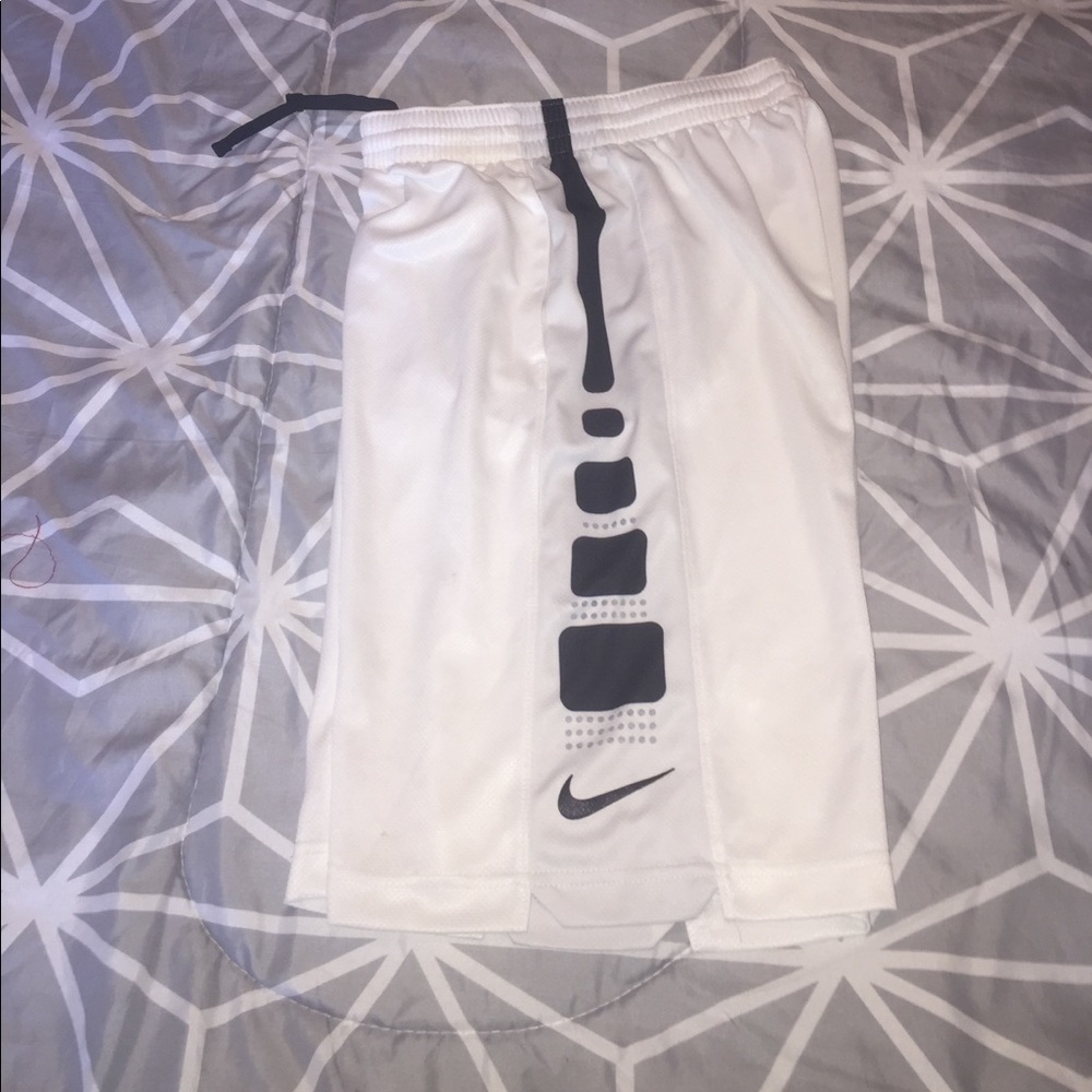LAST CHANCE, Boys Nike Gym Shorts
