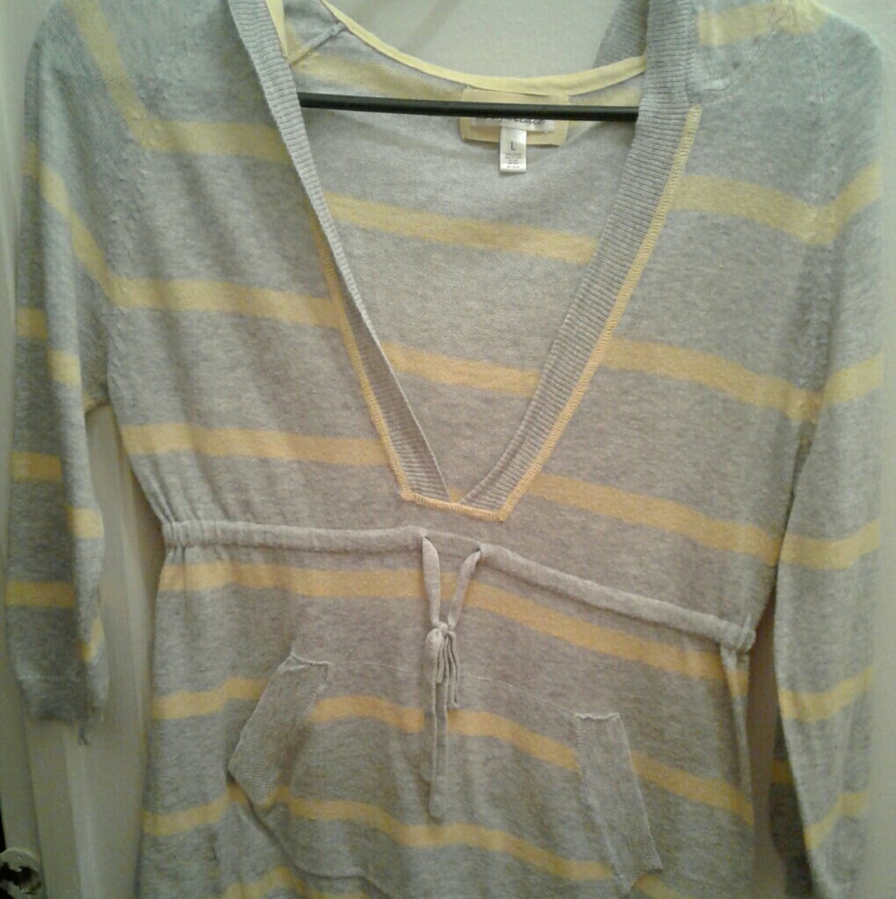 Aeropostale long-sleeved shirt