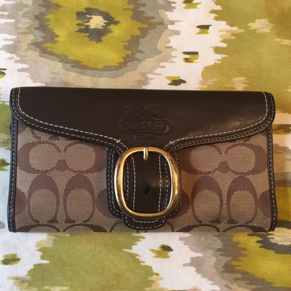 Coach Wallet.
