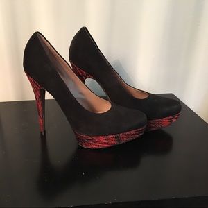 Missoni black suede heels. Size 8. Never worn.
