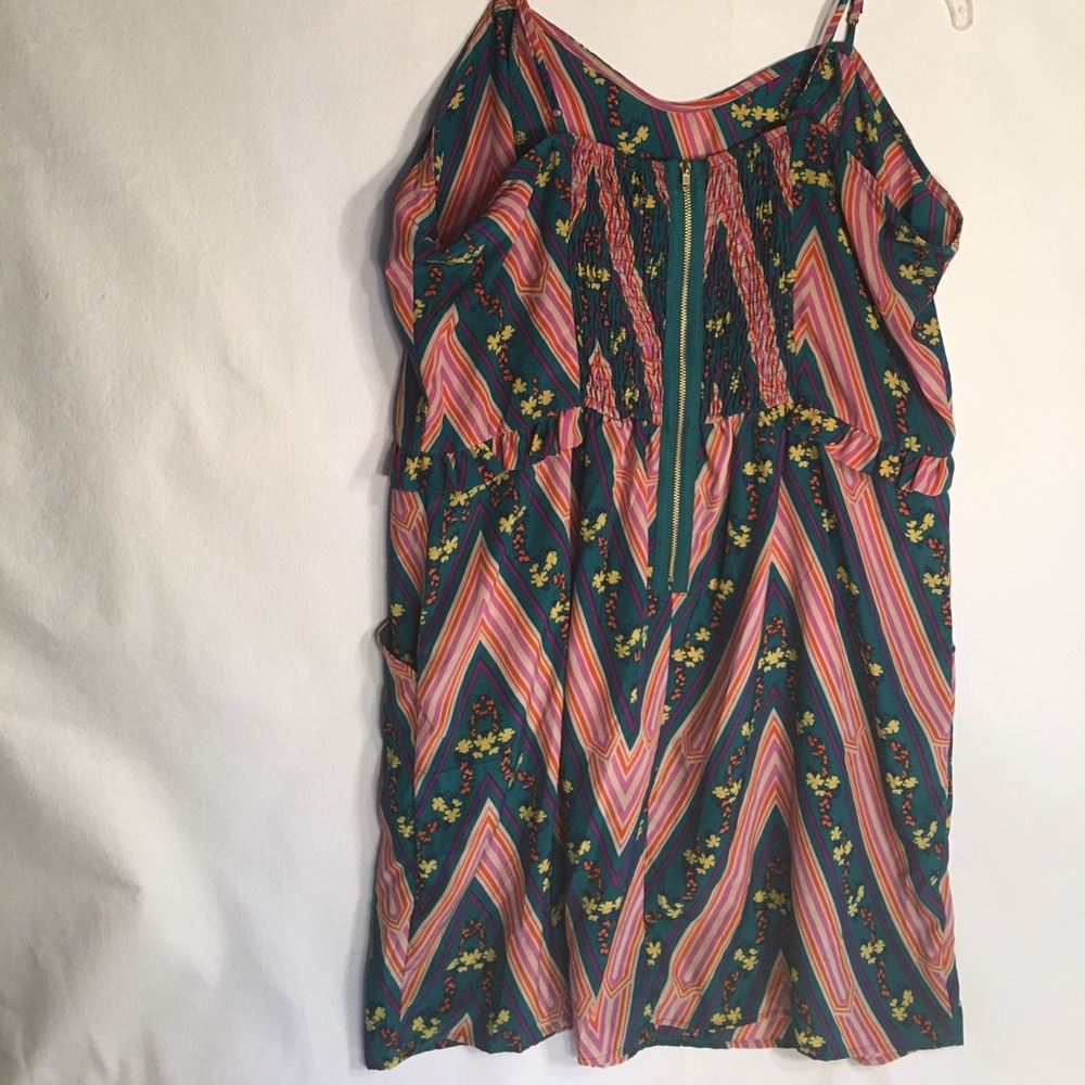 Host Pick!✨🌸✨🌺Adjustable spaghetti strap dress