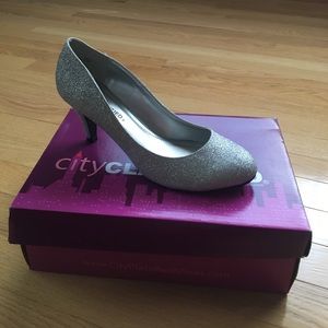 Silver Sparkled Heels size 6.5