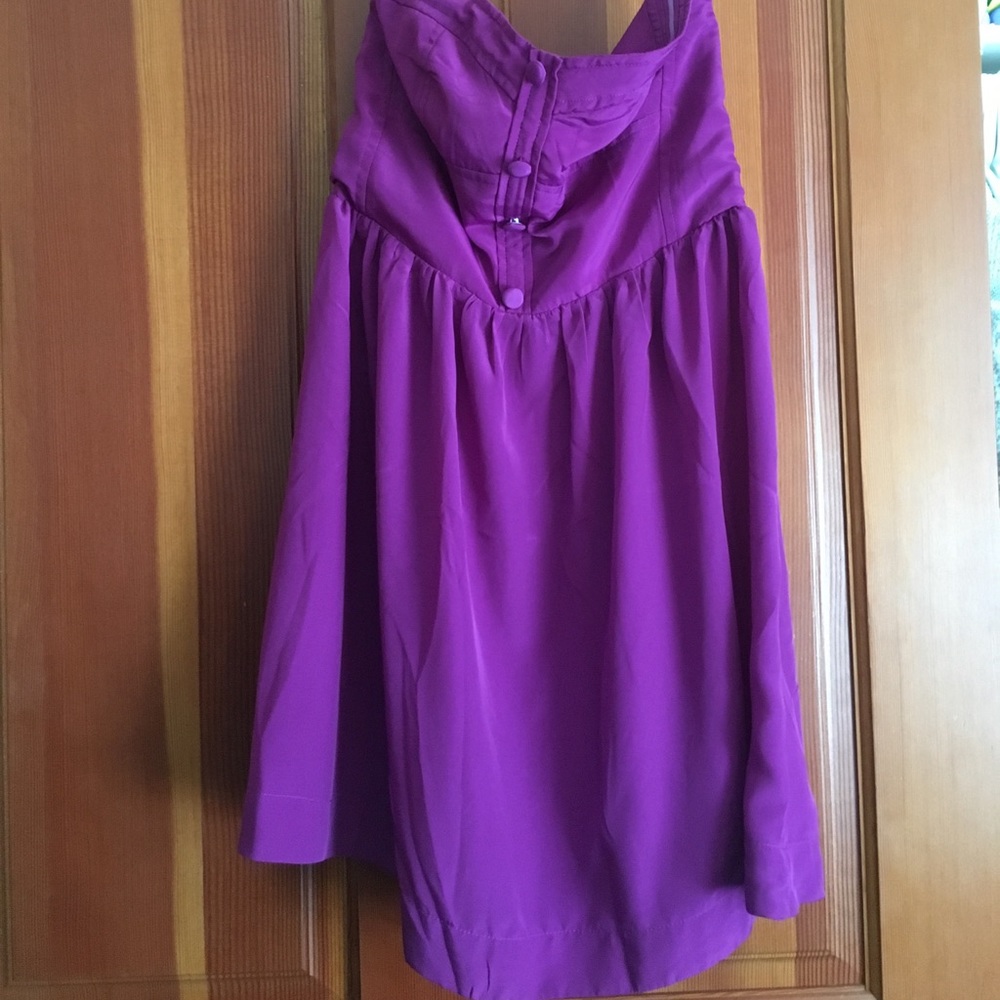Strapless fuscia Roxy dress