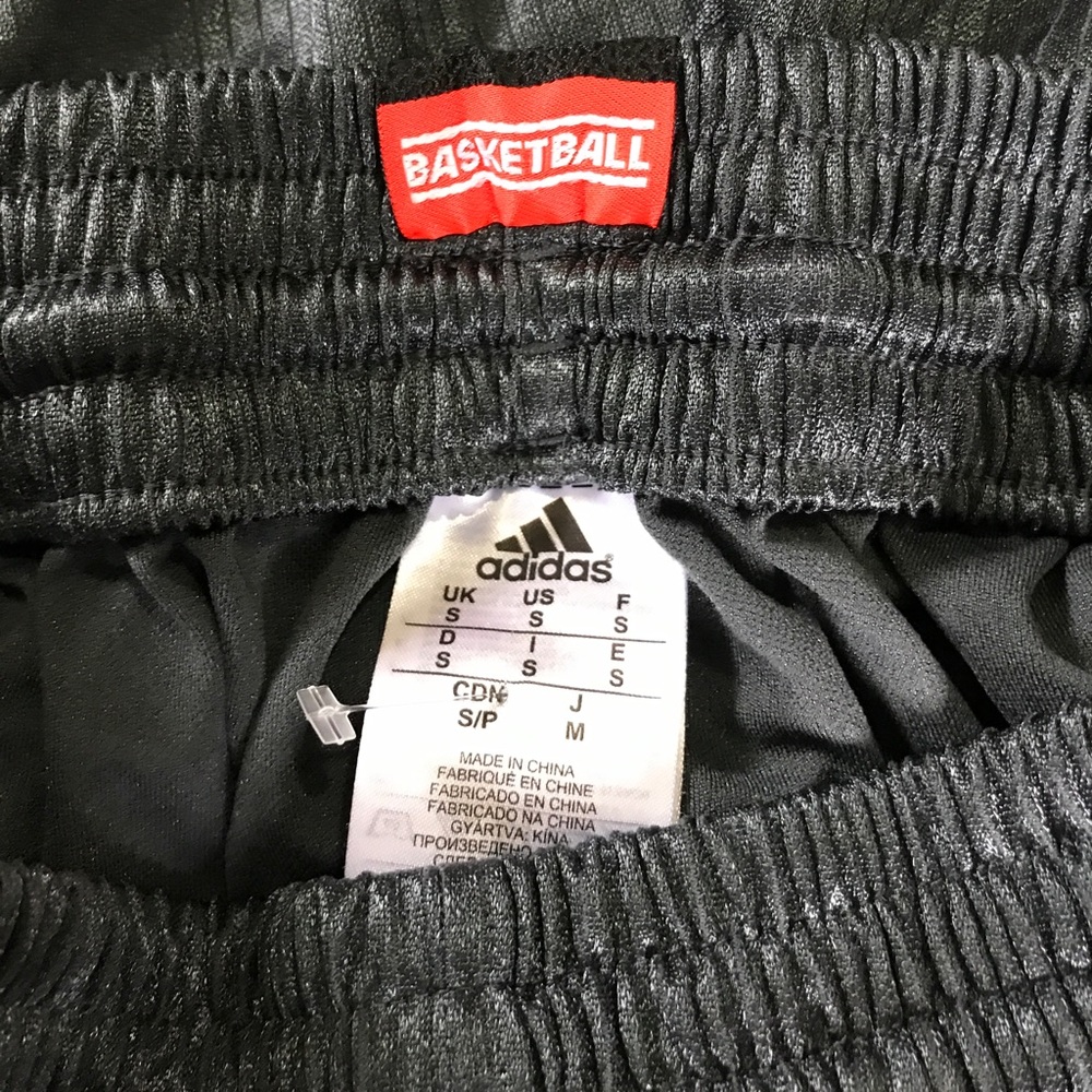 ADIDAS Shorts - Picture 6 of 7