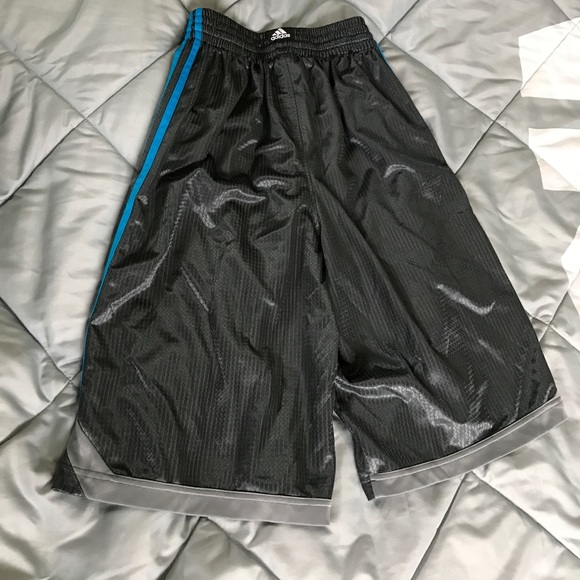 ADIDAS Shorts - Picture 4 of 7