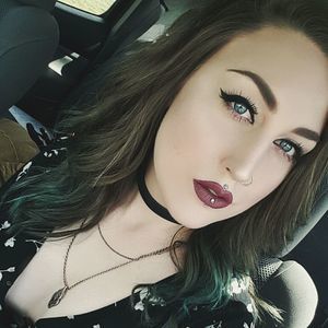 Meet your Posher, Tori