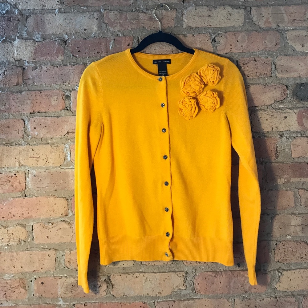 New York & Co. Flower Detailed Cardigan,Size M