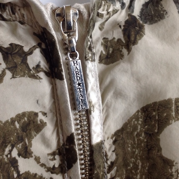 🍃💕Hard Tail Forever Zip Front Camo Yoga Hoodie - Picture 5 of 8