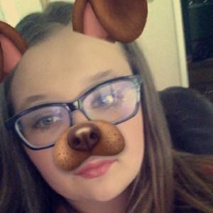 Meet your Posher, Alyson