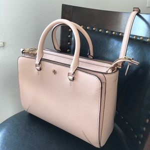 Tory Burch Robinson small zip tote-Pale Apricot
