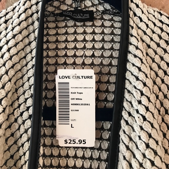 Love Culture Detailed Shawl w/Faux Leather, Size L - Picture 2 of 3