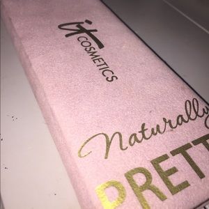 It Cosmetics Naturally Pretty eyeshadow palette