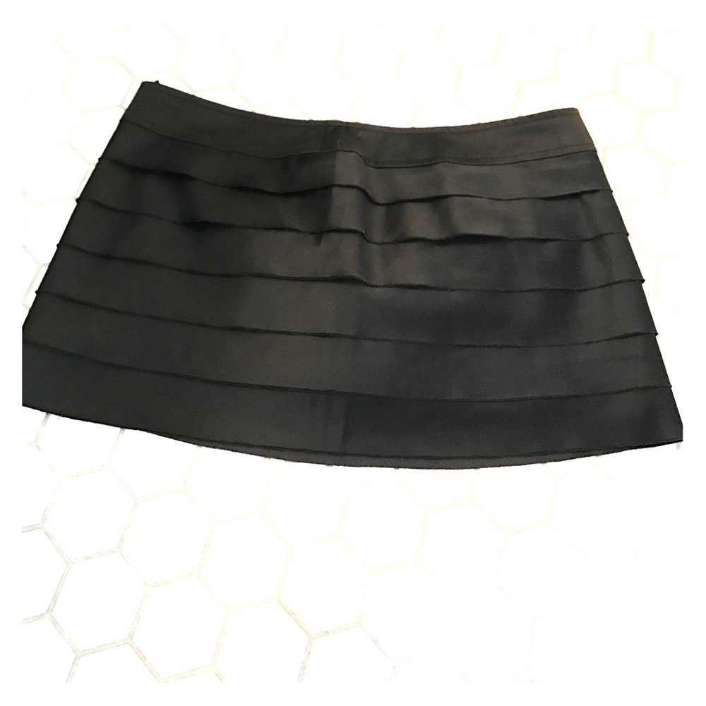 Black tiered mini skirt