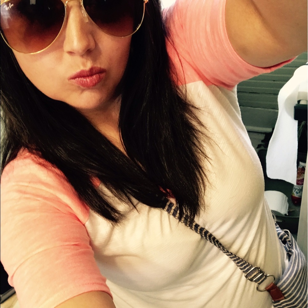 Meet your Posher, Hailey - Picture 6 of 8