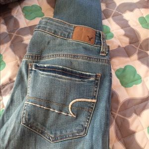 American eagle size 6 jeans