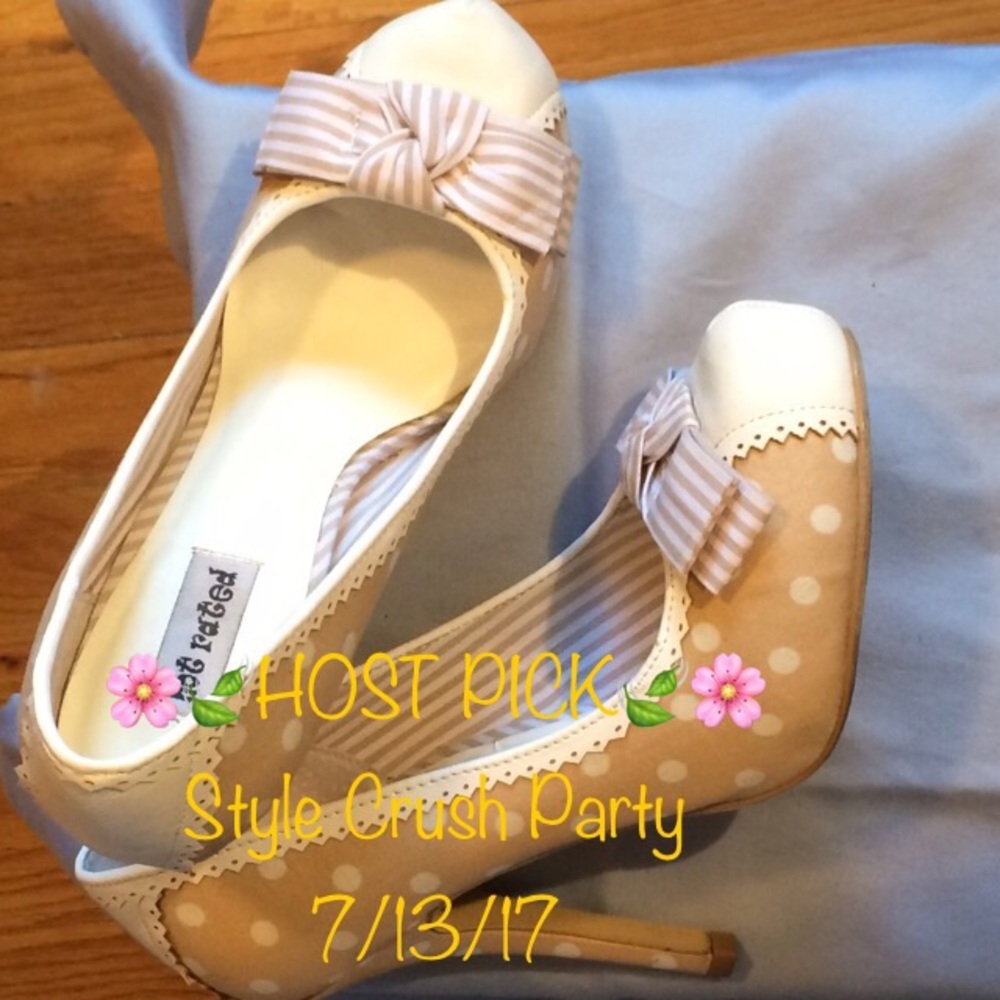 🌸🍃HOST PICK🍃🌸 Not Rated - Polka dot heels