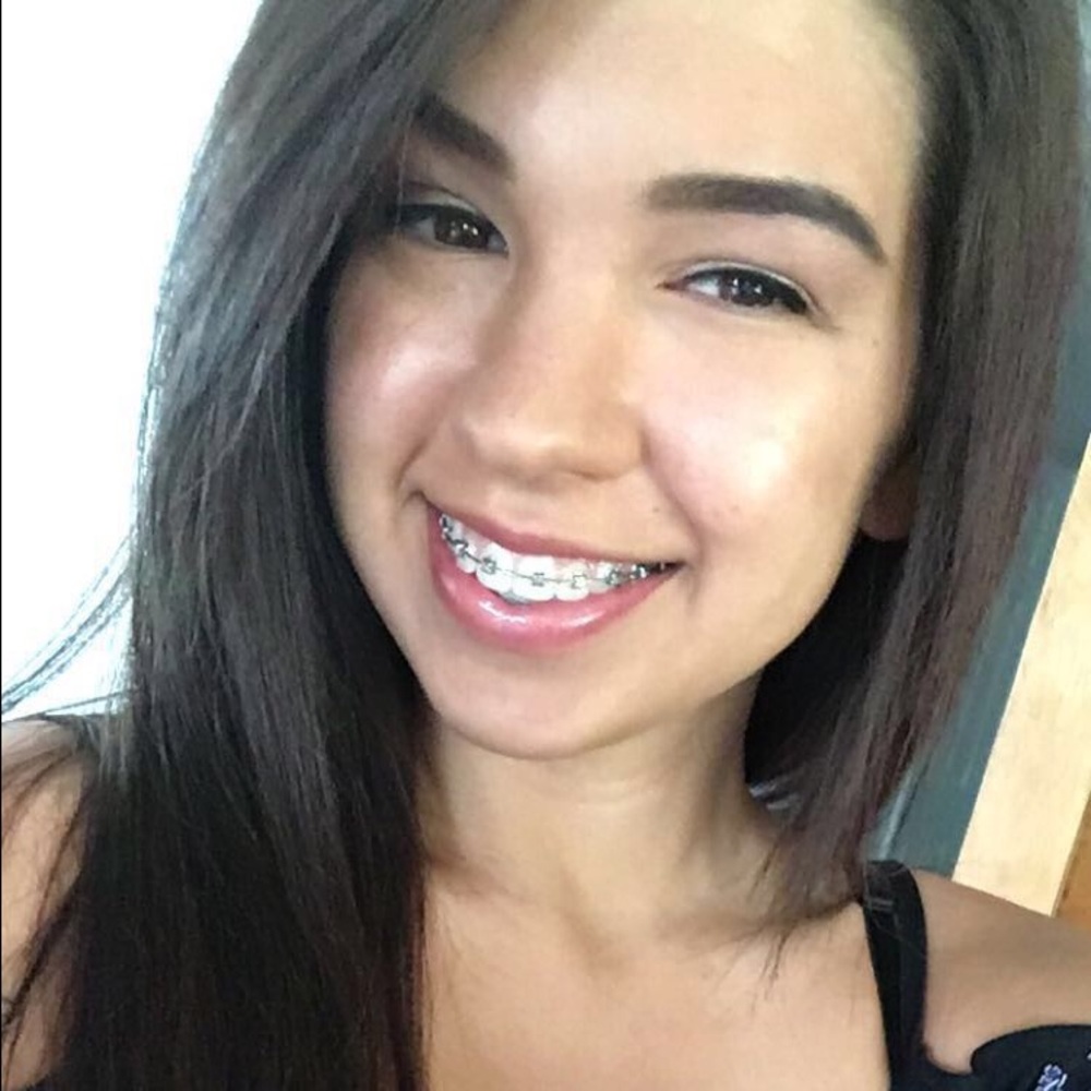 Meet your Posher, Briana