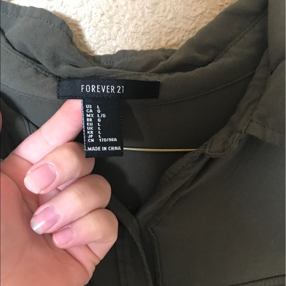 Dress - Picture 2 of 2