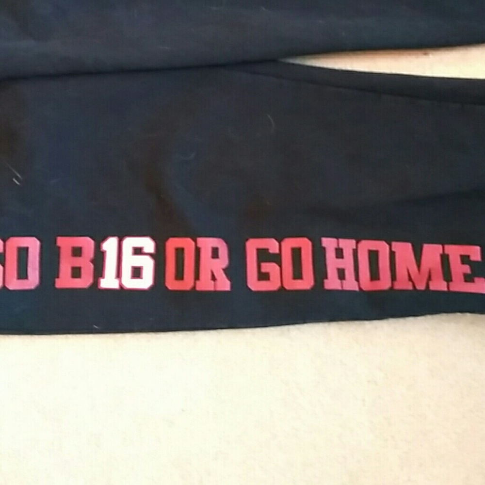 Sweatpants - Picture 2 of 3