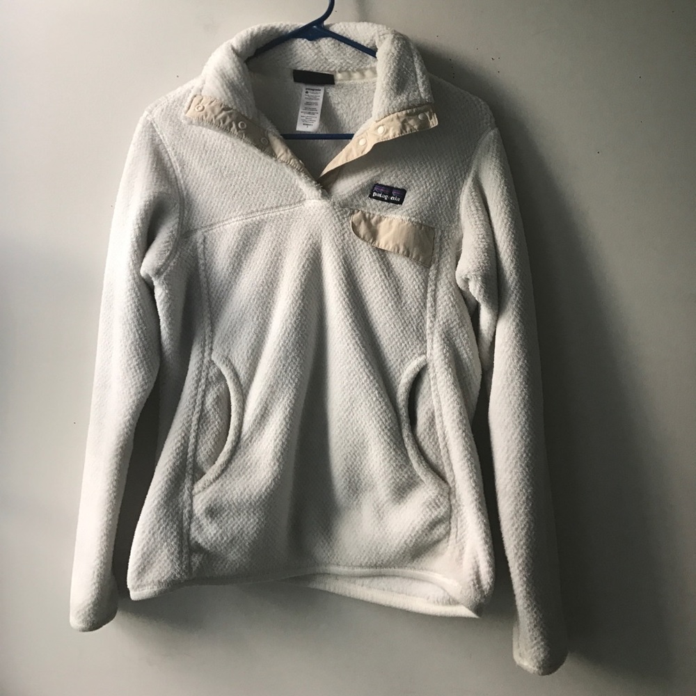 Patagonia cream fleece