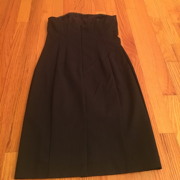 HOST PICK Express black strapless dress - Picture 4 of 4