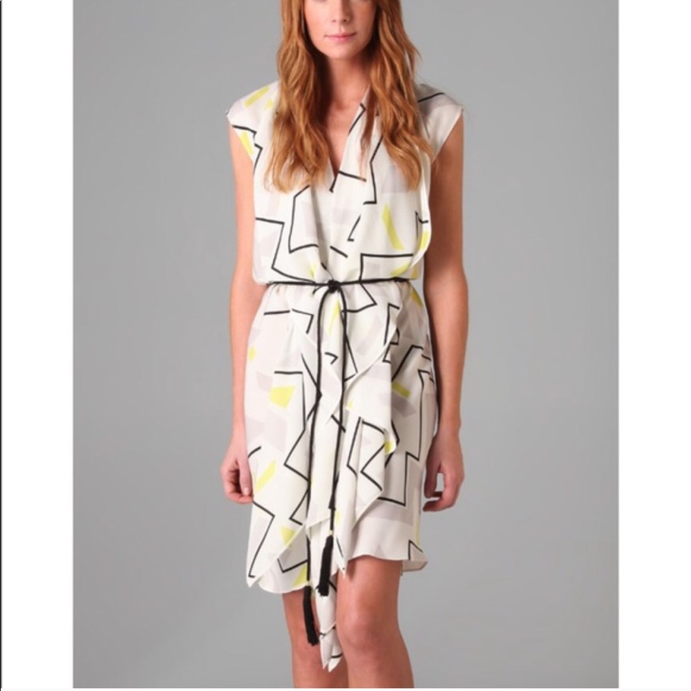 ✨✨HP✨✨DVF Damiana dress