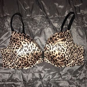 Victoria's Secret Very Sexy Push-up bra