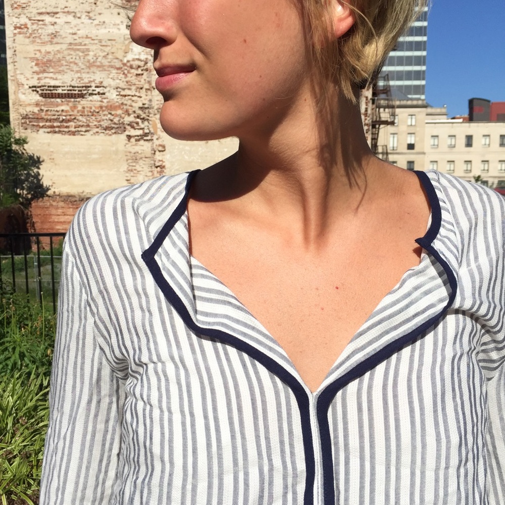 Top - Picture 2 of 3