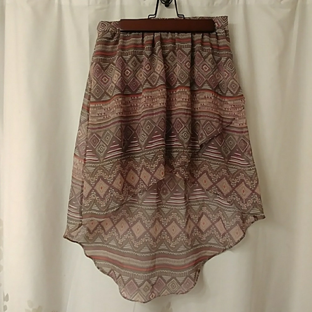 AE high-low skirt