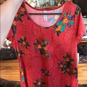 Lularoe Medium Classic T