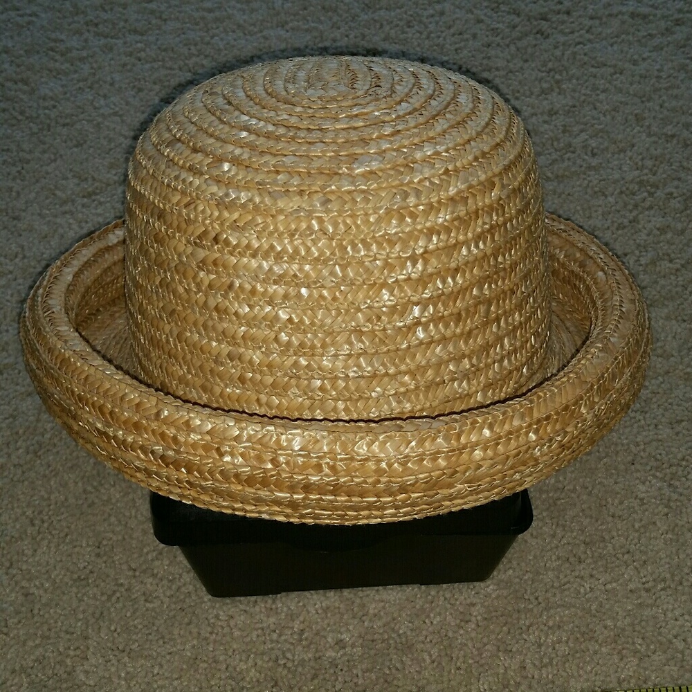 Straw hat with rolled brim