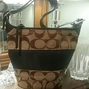Authentic coach cross body