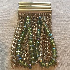 Green jewels and chains bracelet