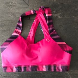 NWT large C/D cup - Brooks Sports Bra