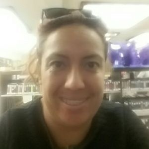 Meet your Posher, Yessica