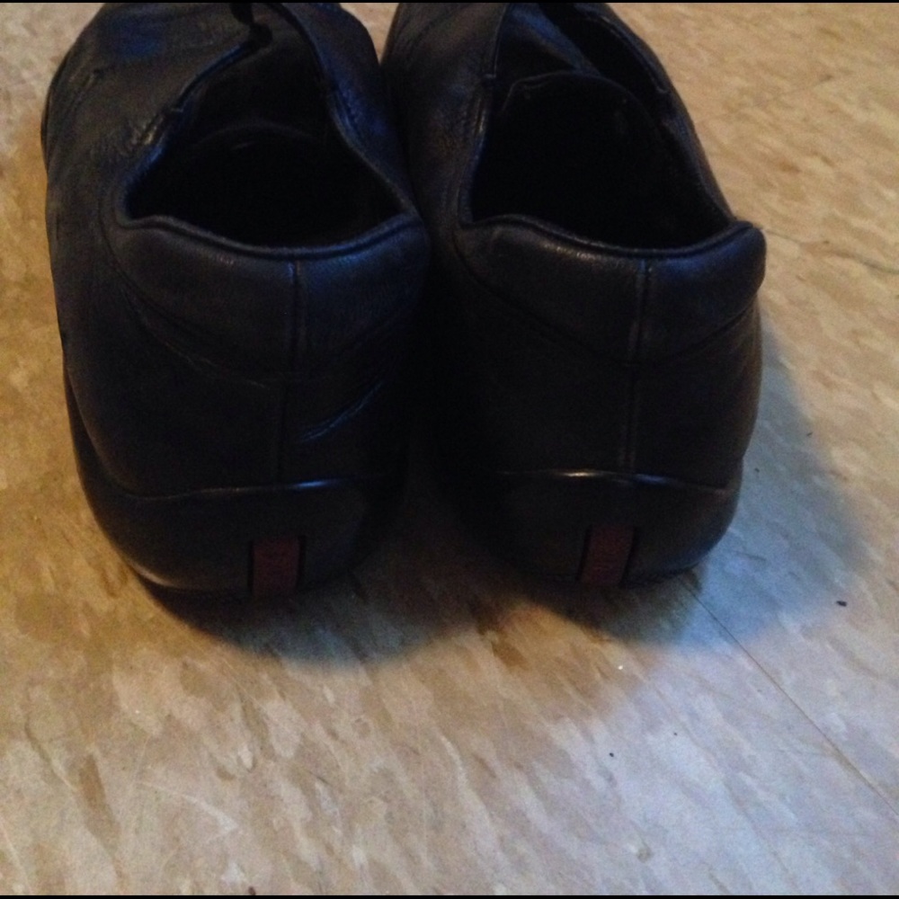 Men's PRADA slip ons! - Picture 3 of 4