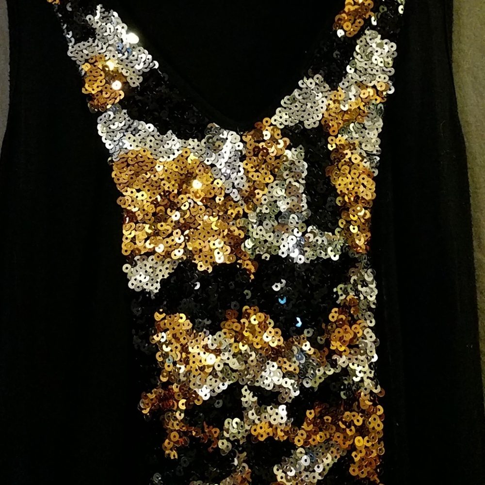 Tank top - Picture 2 of 3