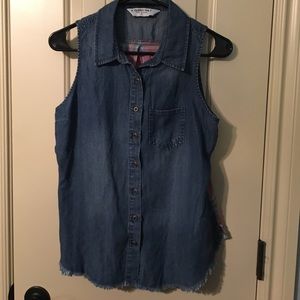Sleeveless Button Down Top