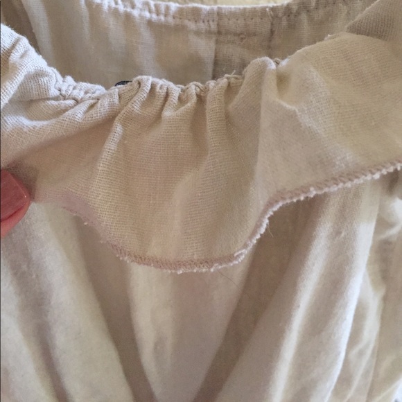 Beige romper - Picture 2 of 4