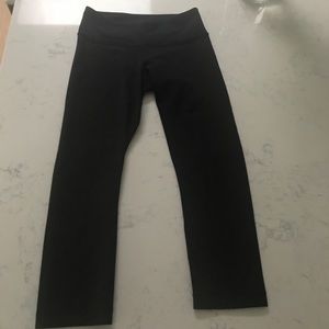 Lululemon wunder under crop pants