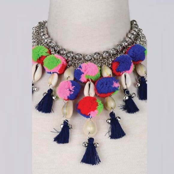 Pom Pom Necklace - Picture 3 of 3