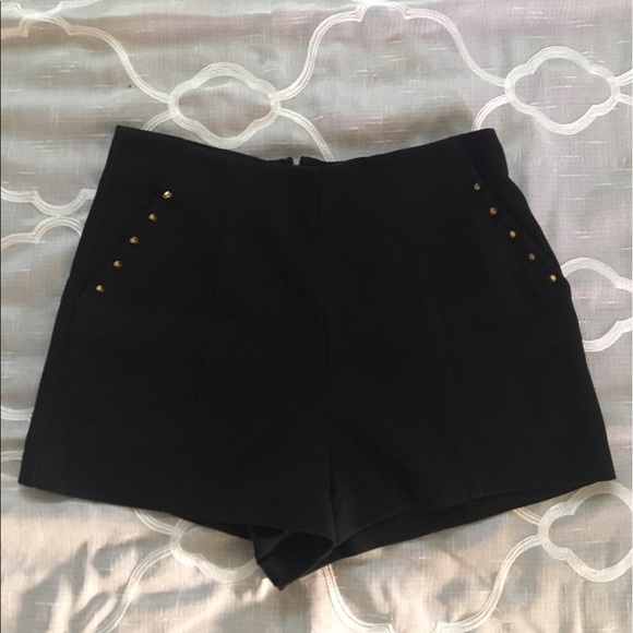High waisted/rise shorts - Picture 1 of 4