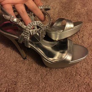Sliver heels